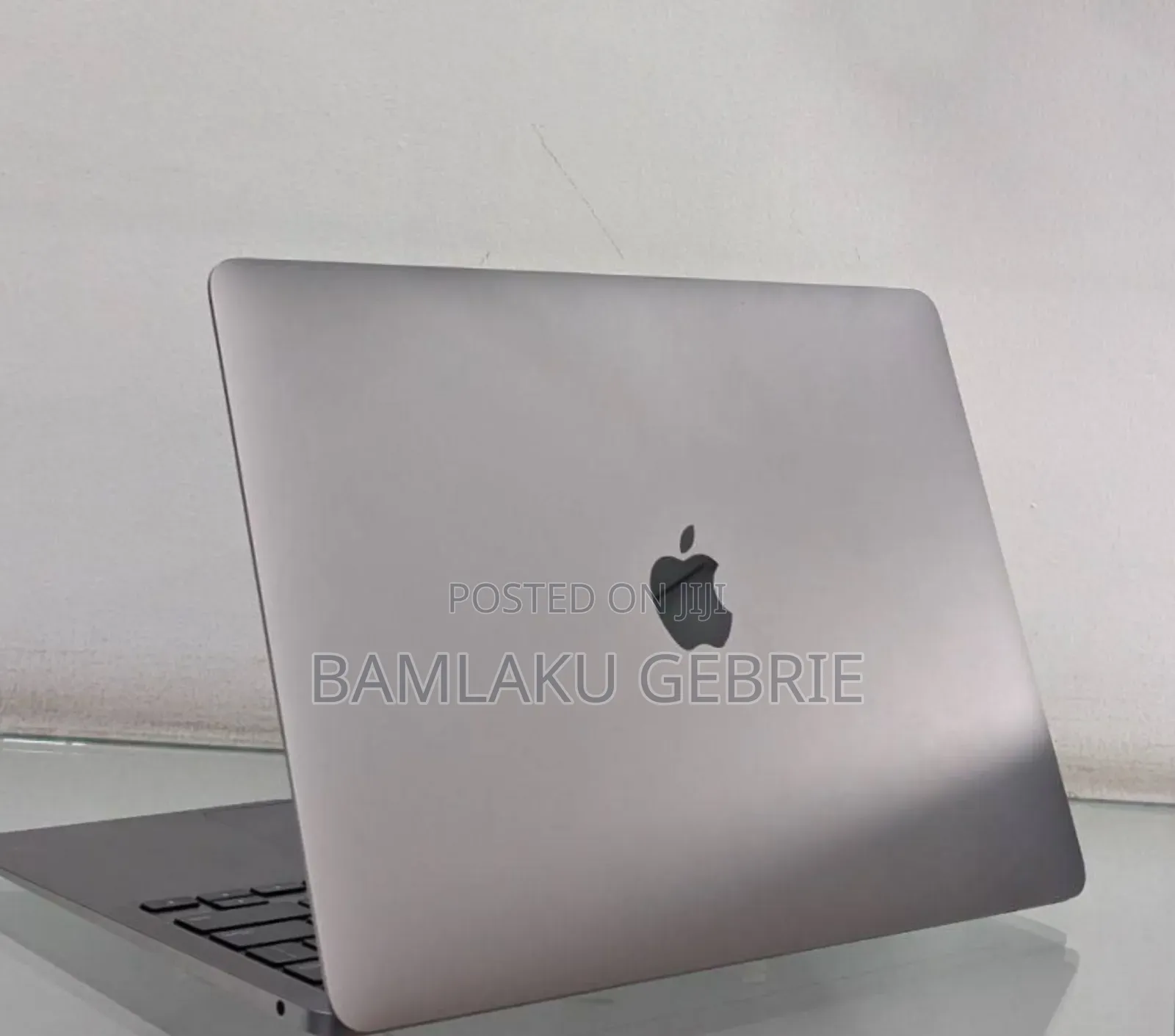 New Laptop Apple MacBook Air 2020 M1 8GB Apple M1 SSD 512GB