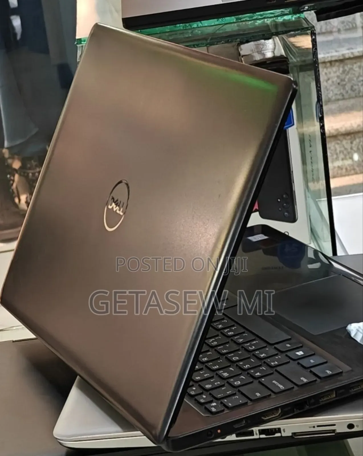 Laptop Dell Inspiron 15 8GB Intel Core I7 HDD+SSD 1T