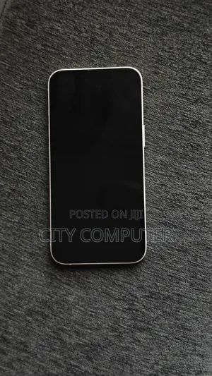 New Apple iPhone 11 64 GB Green