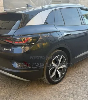 Volkswagen ID.4 2023 Gray