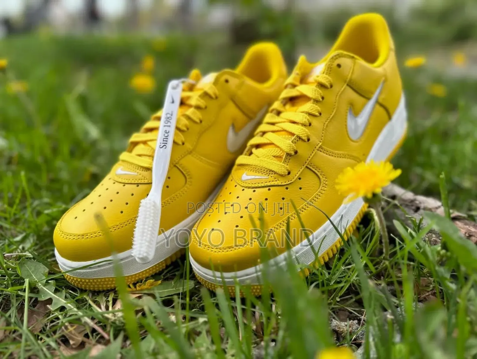Nike Air Force 1low Jewel Yellow Fashion Sneaker