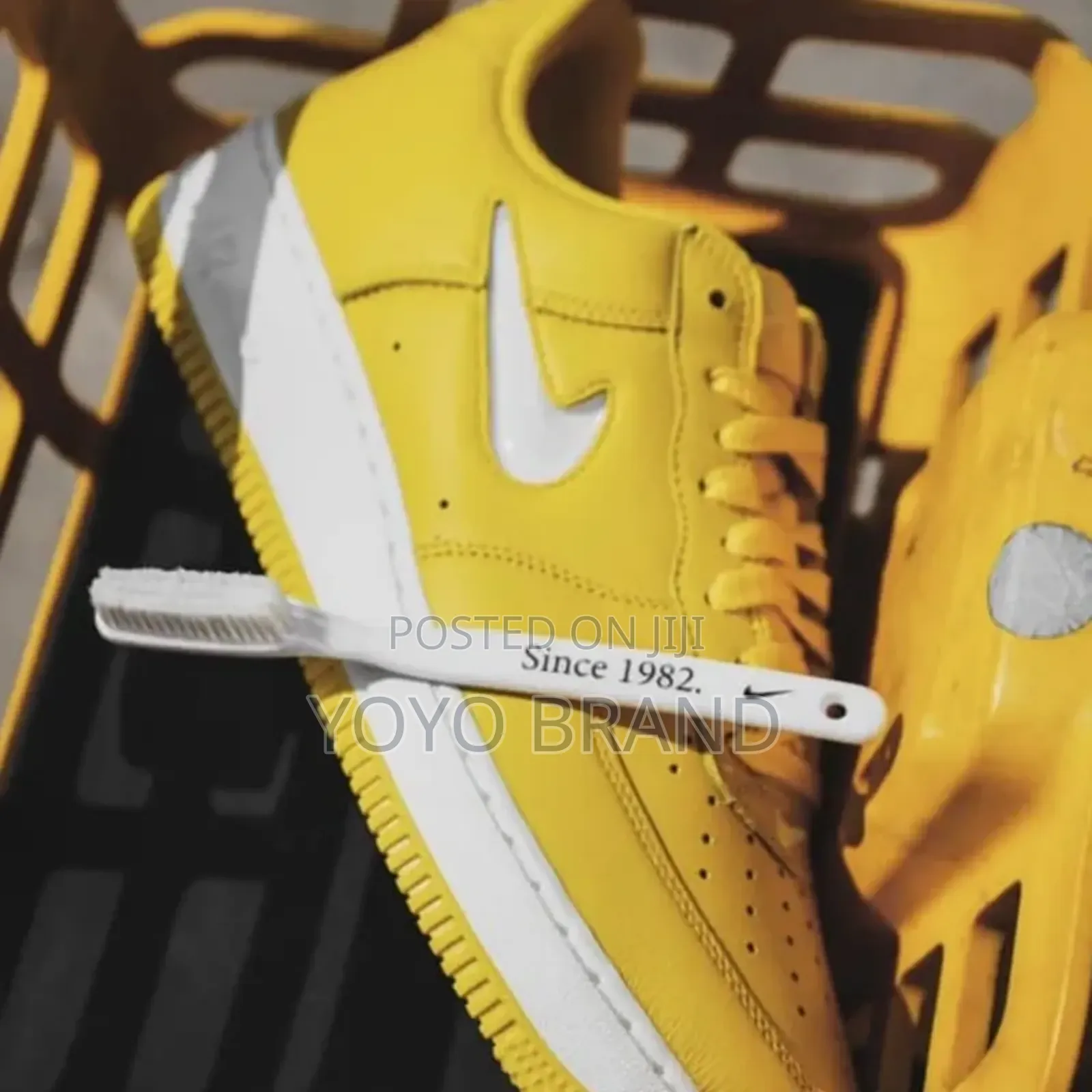 Nike Air Force 1low Jewel Yellow Fashion Sneaker