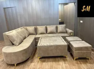 Recamier Sofa Design With Table