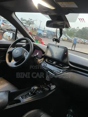 Toyota C-HR 2023 White