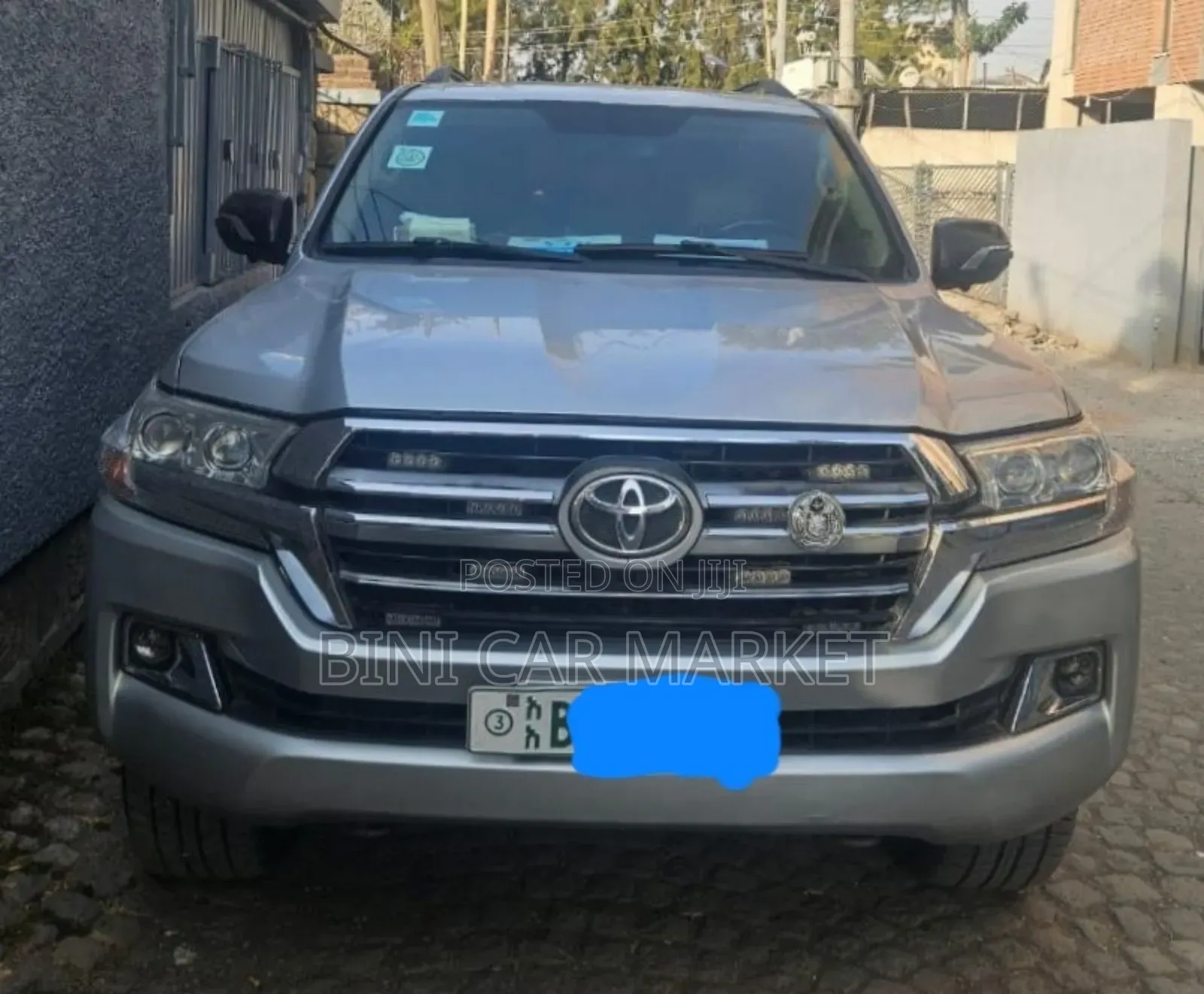 Toyota Land Cruiser 2012 Silver