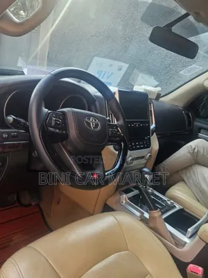 Toyota Land Cruiser 2012 Silver