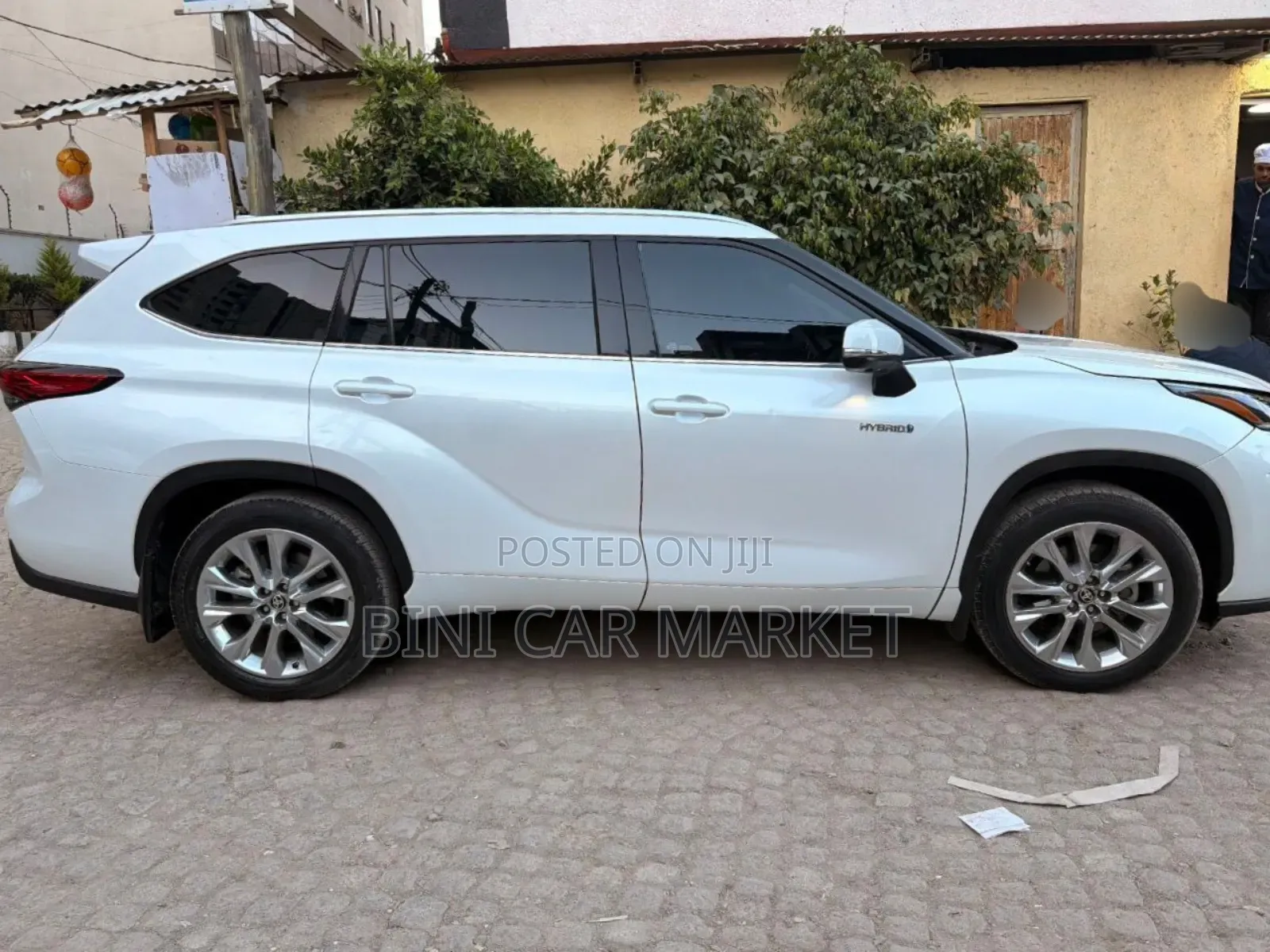 Toyota Highlander Hybrid Limited 2023 White