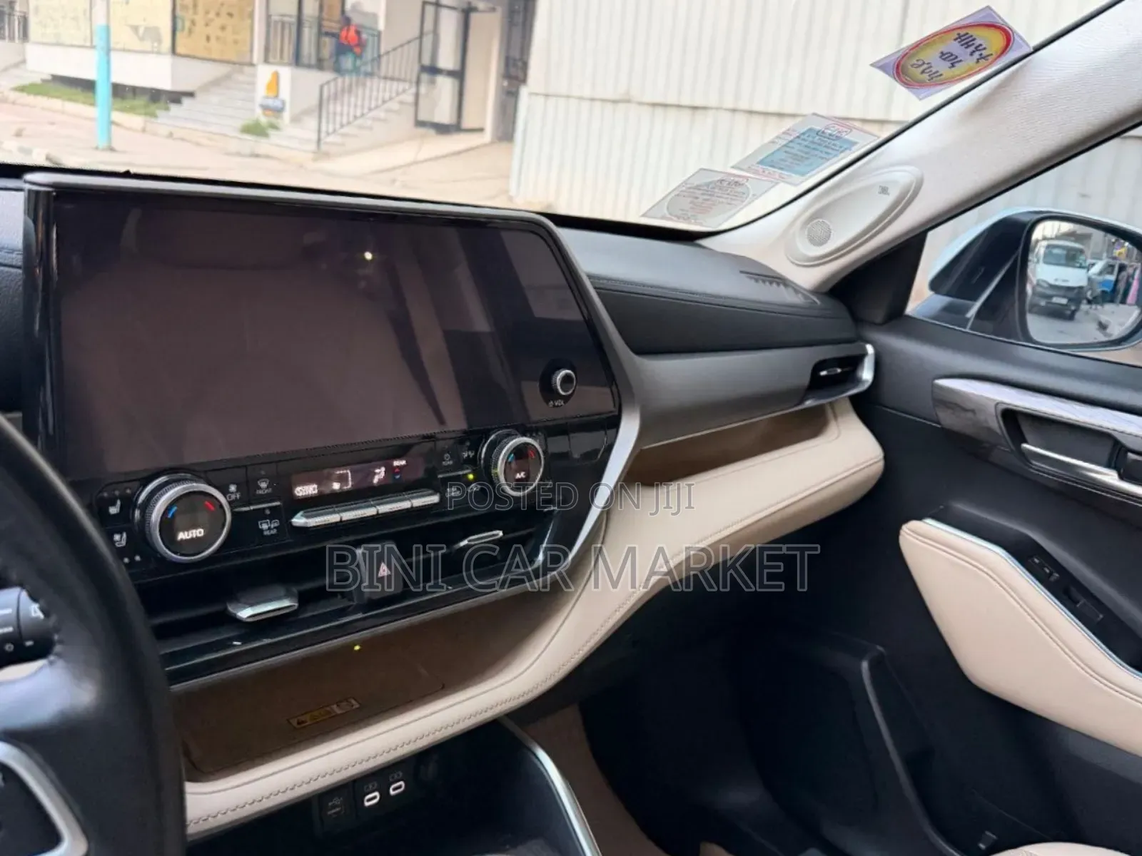 Toyota Highlander Hybrid Limited 2023 White