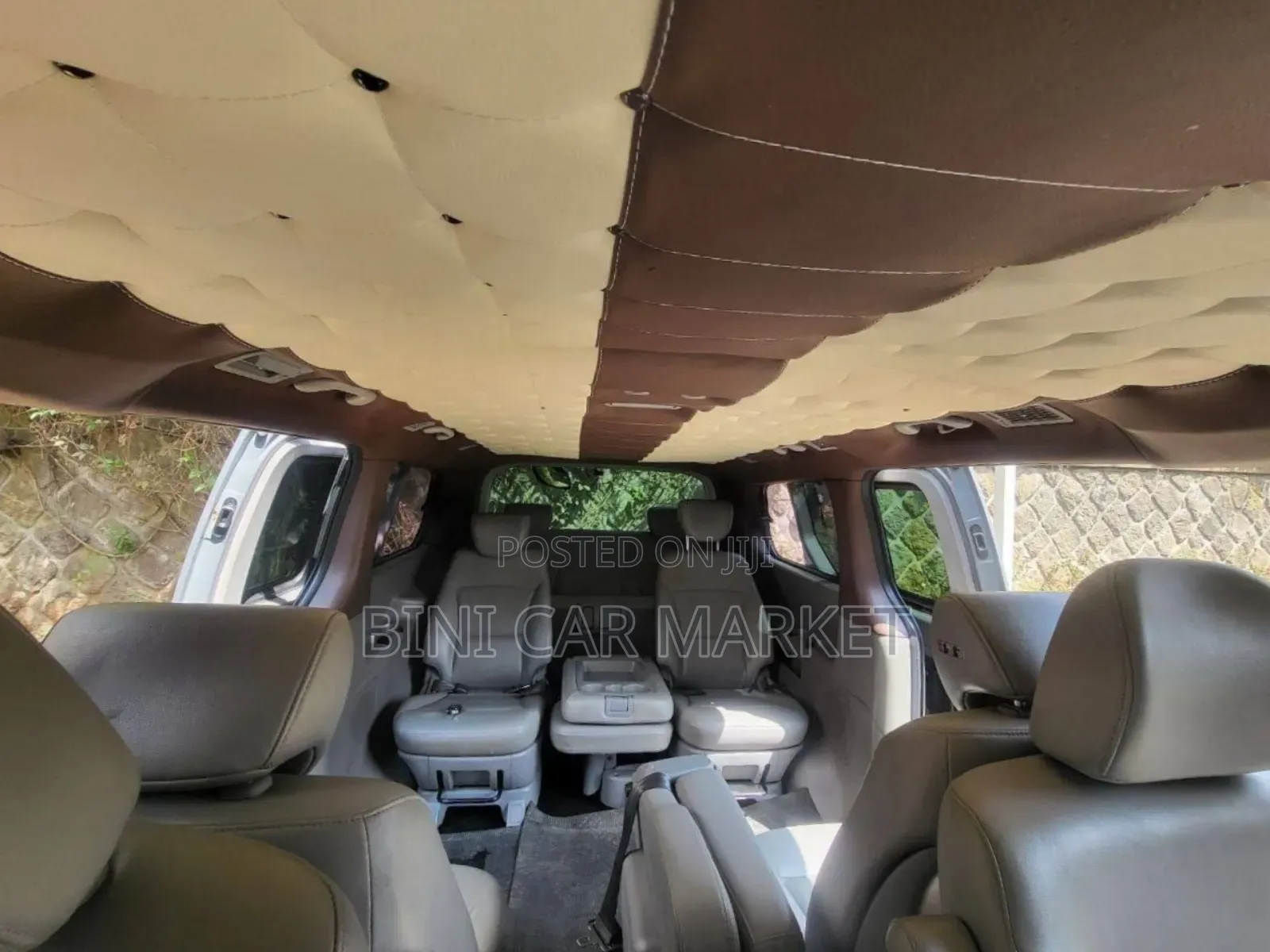 Hyundai Starex 2022 Silver