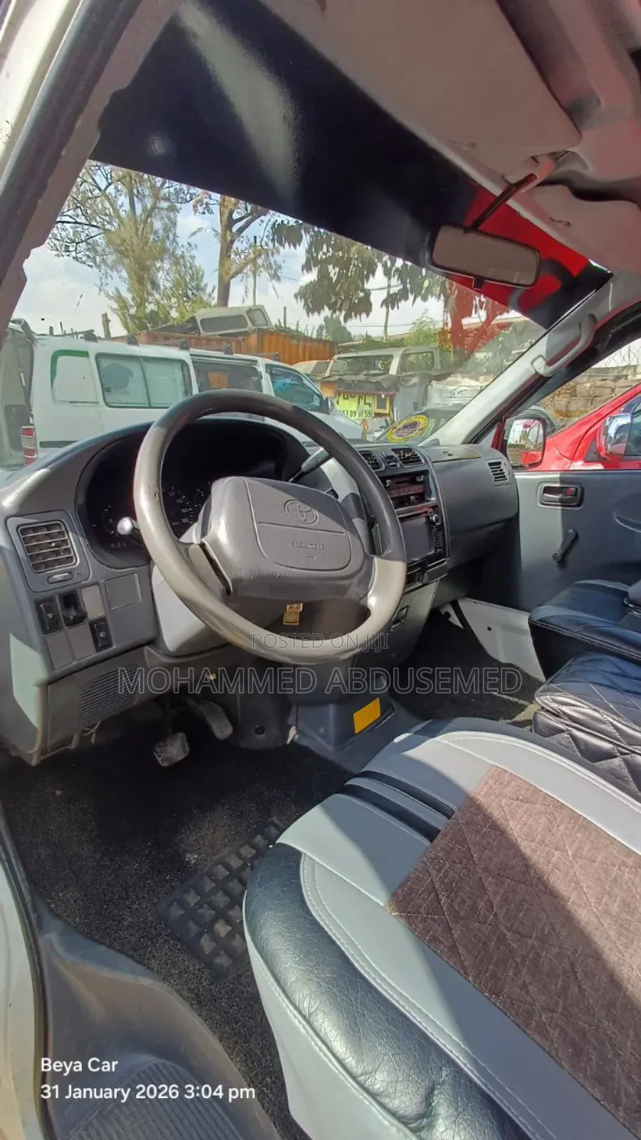 Toyota HiAce 2006 White