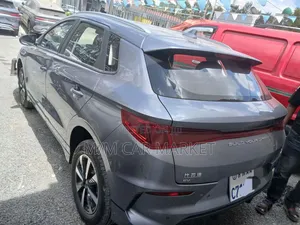 New BYD E2 43 kWh 94 hp FWD 2025 Gray