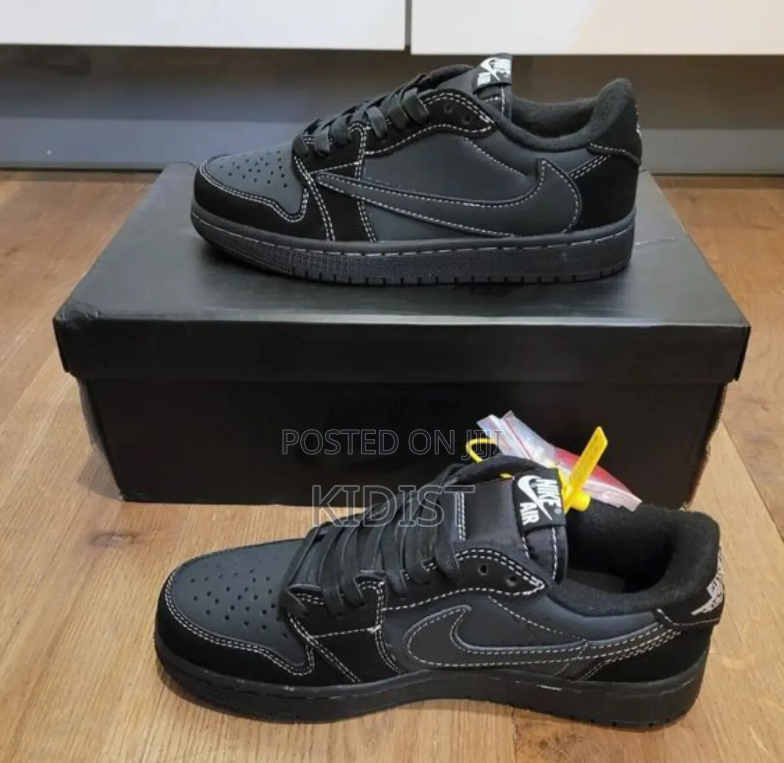 Nike #Air_jordan 1 Travis Scott, Retro Low Og Sp Ps 'Black Phantom'