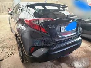 Toyota C-HR 2017 Gray