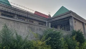 3bdrm House in Adama for sale