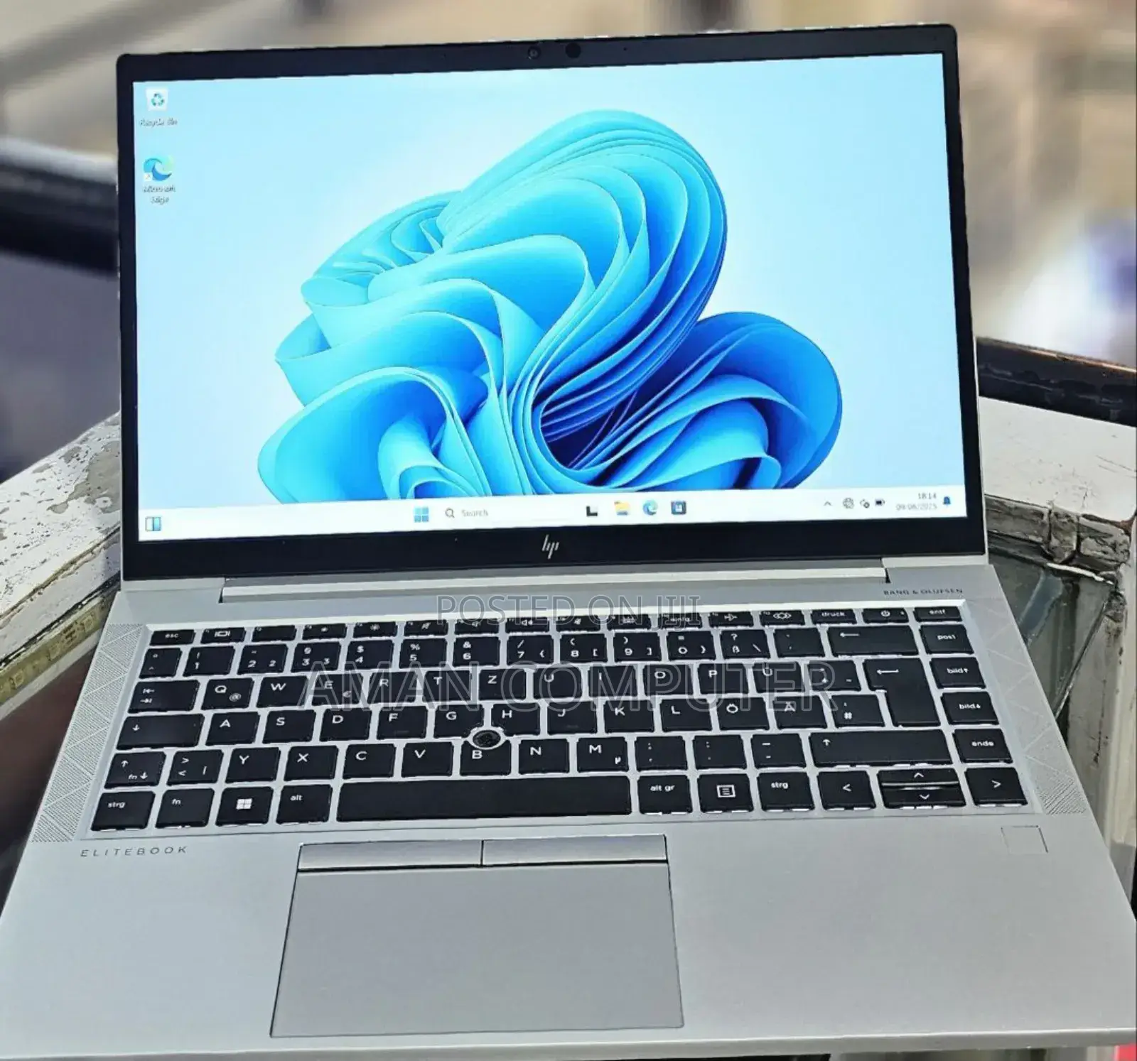 New Laptop HP EliteBook 840 G8 16GB Intel Core I5 SSD 512GB