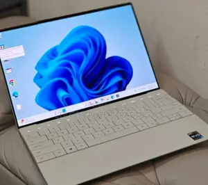 New Laptop Dell XPS 13 32GB Intel Core I7 SSD 1T