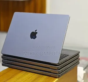 New Laptop Apple MacBook Pro M1 32GB Intel SSD 512GB