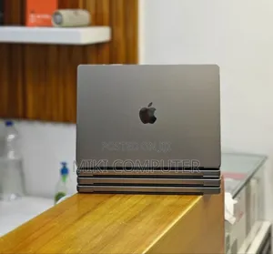 New Laptop Apple MacBook Pro M1 32GB Intel SSD 512GB