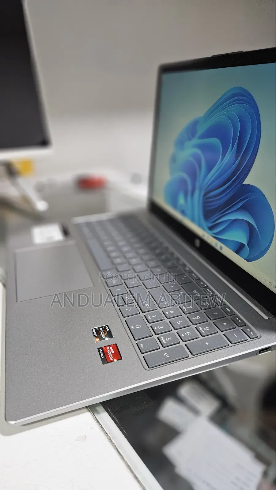 New Laptop HP Stream Notebook 16GB AMD Ryzen 5 SSD 256GB