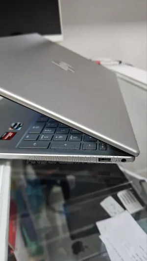 New Laptop HP Stream Notebook 16GB AMD Ryzen 5 SSD 256GB