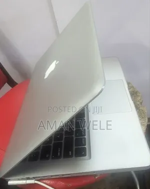 New Laptop Apple MacBook Air 2010 8GB Intel Core I5 HDD 1T