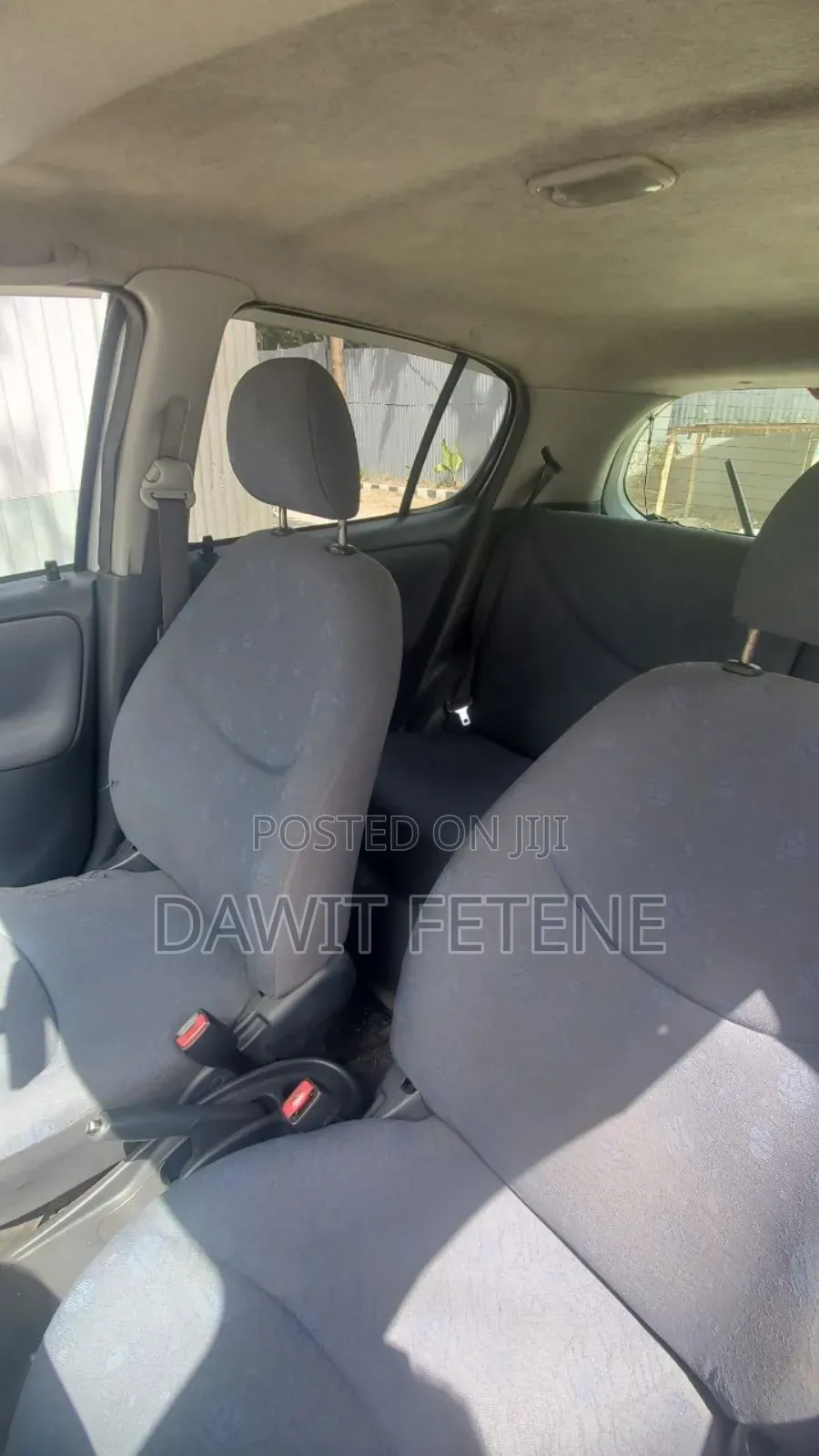 Toyota Vitz 2002 Silver