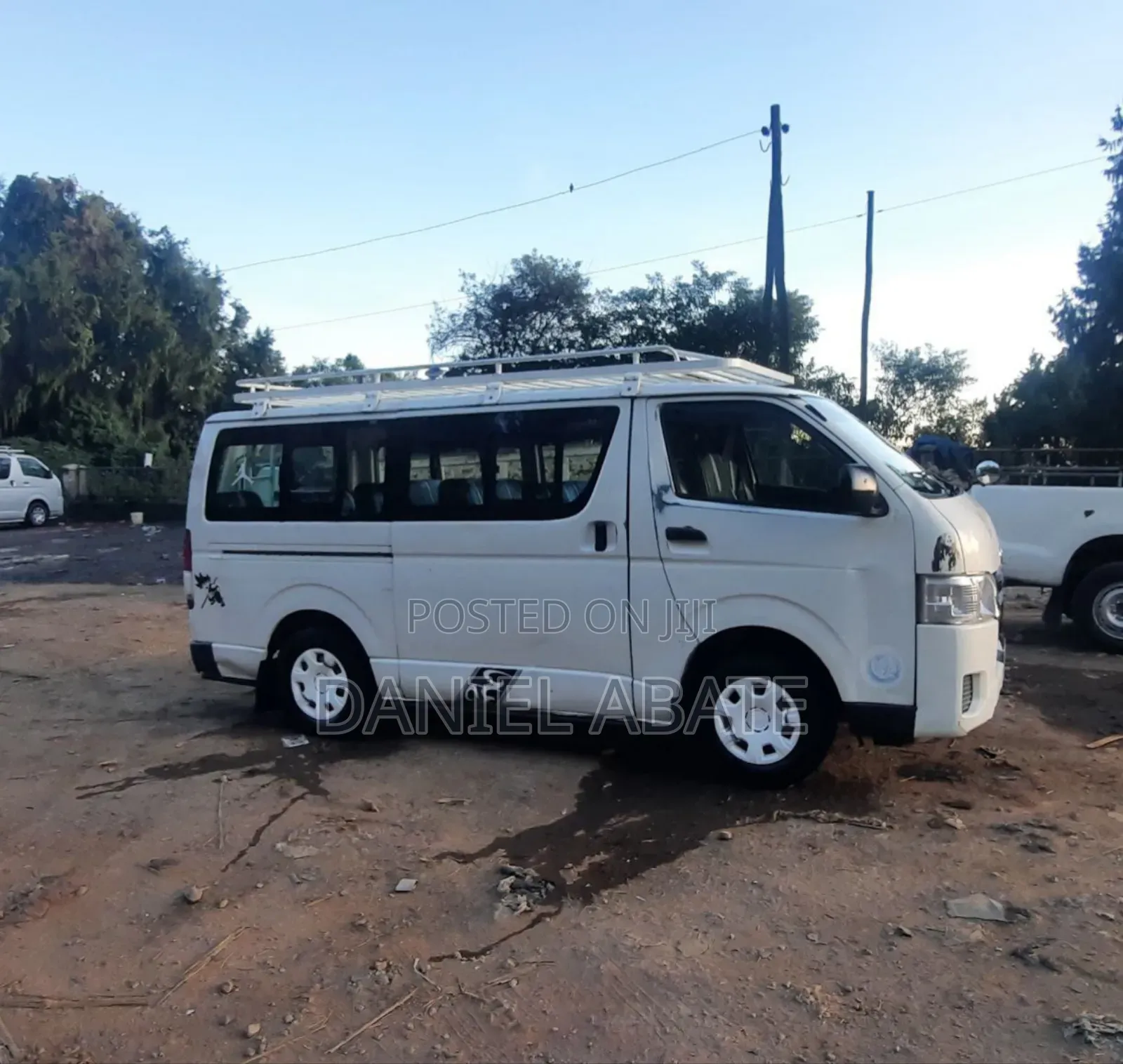 Toyota HiAce 2007 White