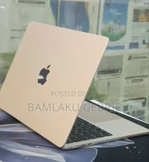 New Laptop Apple MacBook Air 2025 M4 13-Inch 16GB Apple M4 SSD 256GB