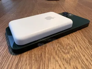 iPhone Magsafe Battery