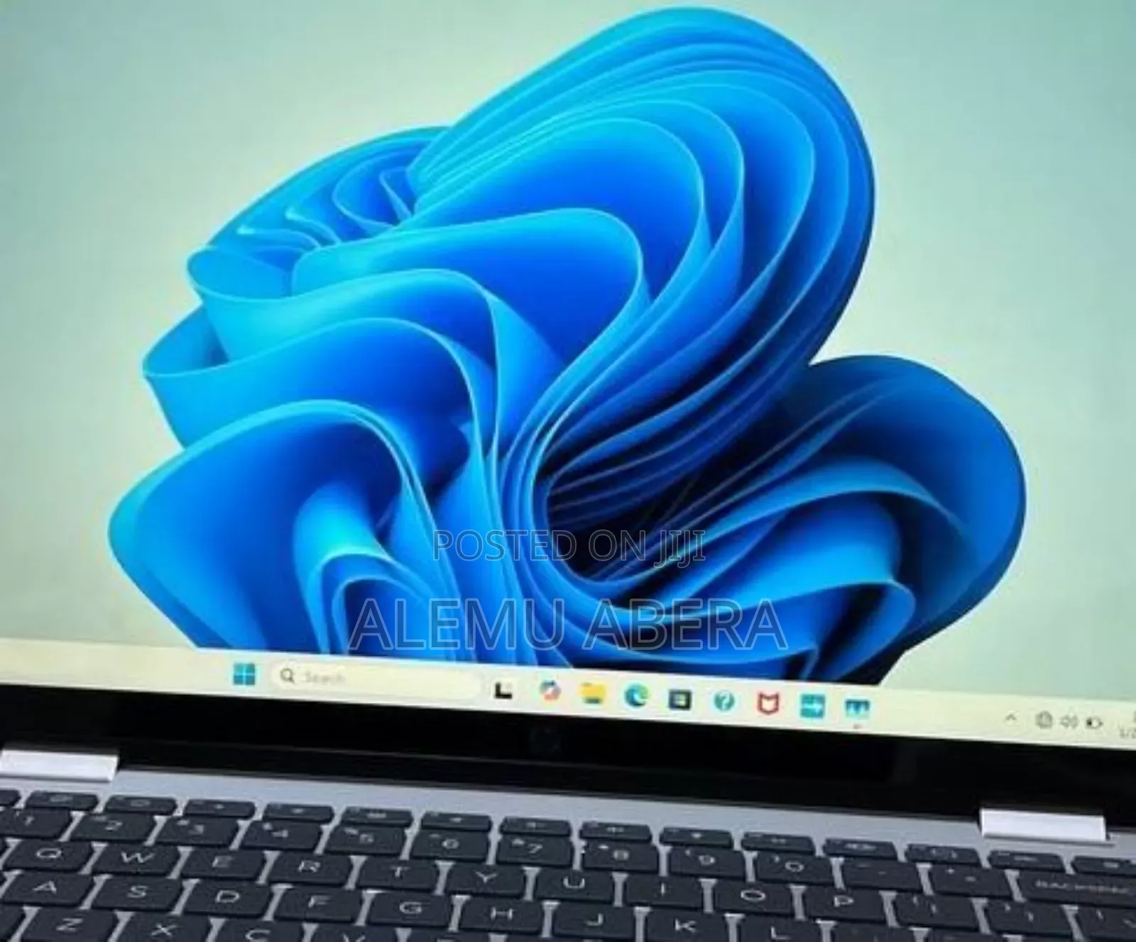 New Laptop HP OmniBook 5 Flip 16GB Intel Core I7 SSD 512GB