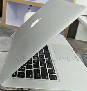 New Laptop Apple MacBook Air 2017 8GB Intel Core I7 SSD 512GB