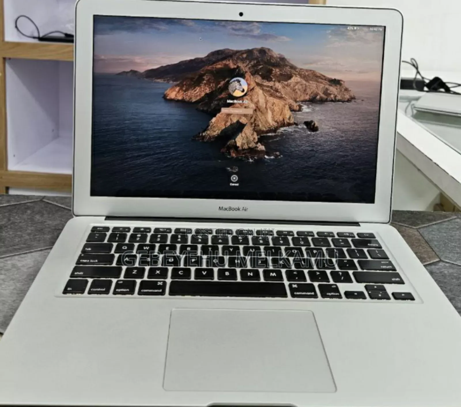 New Laptop Apple MacBook Air 2017 8GB Intel Core I7 SSD 512GB