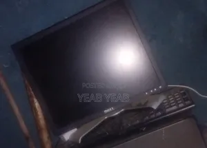 Desktop Computer Dell Inspiron 3000 4GB Nvidia SSD 500GB