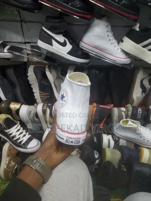 Made in Vietnam Converse