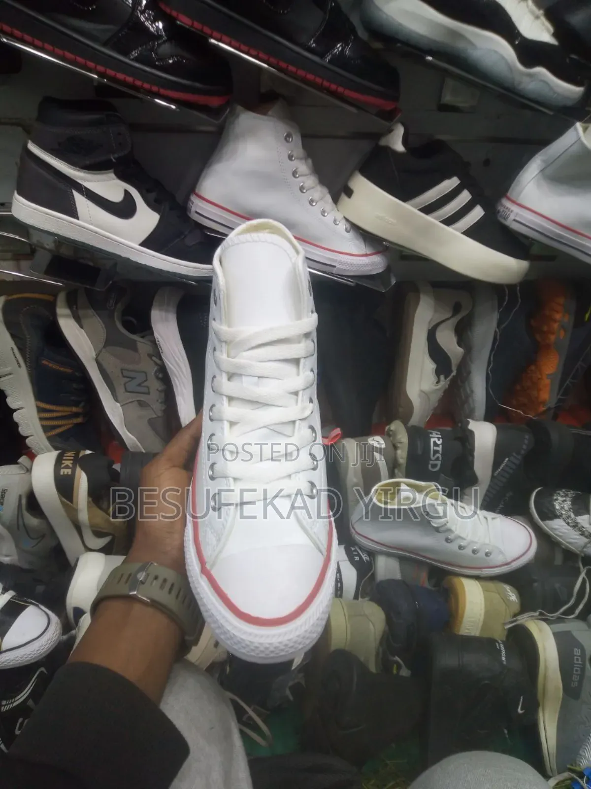 Made in Vietnam Converse