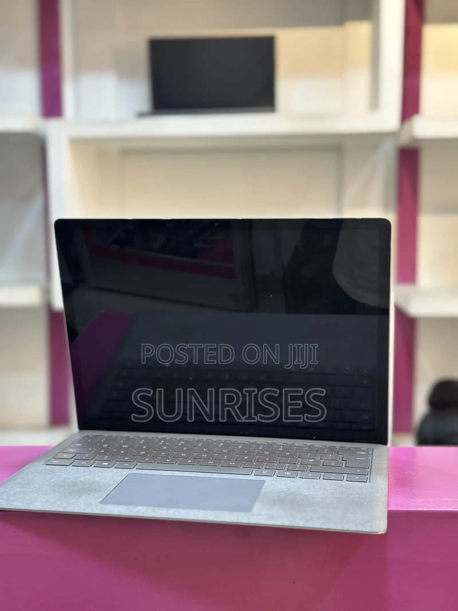 New Laptop Microsoft Surface Book 3 16GB Intel Core I5 SSD 512GB