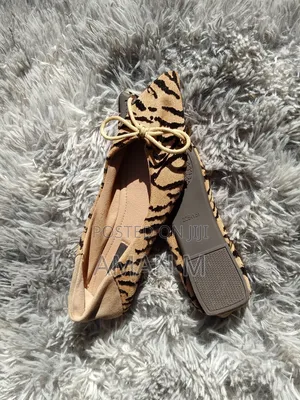 Dishidaren Leopard Print Ballet Flat Shoes