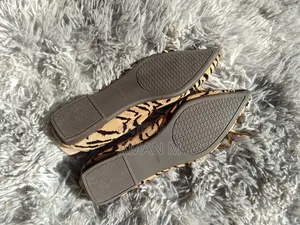 Dishidaren Leopard Print Ballet Flat Shoes