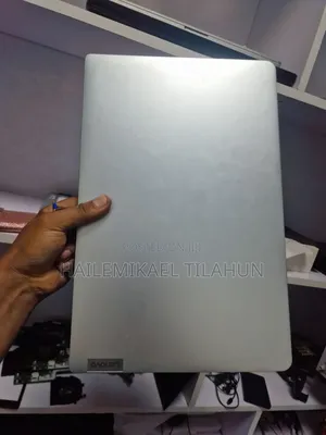 Laptop Lenovo Ideapad 3 4GB AMD Ryzen 5 SSD 128GB