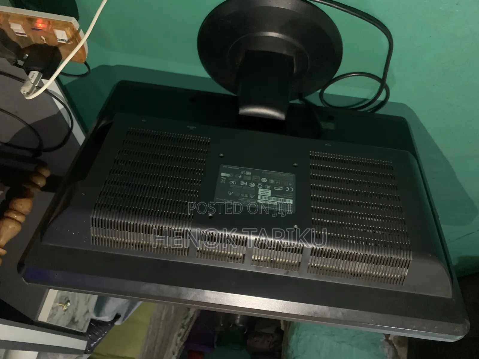 Monitor 22 Inch (Compaq)