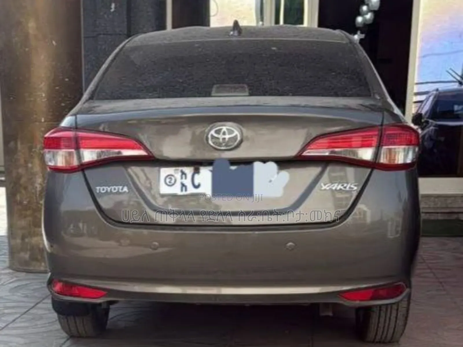 Toyota Yaris 2021 Gray