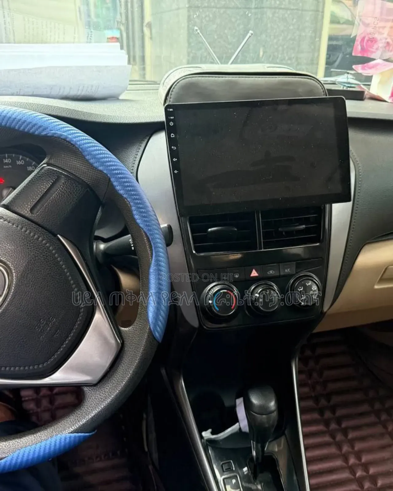 Toyota Yaris 2021 Gray