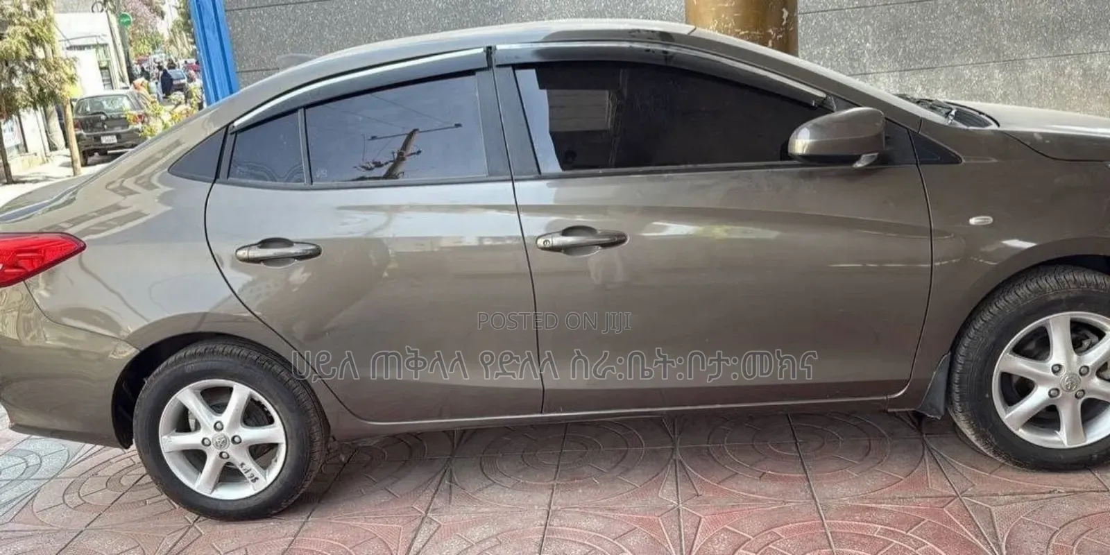 Toyota Yaris 2021 Gray