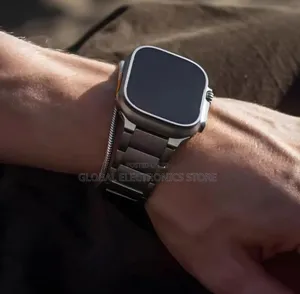 Original Wisme Ultra-3 Smart Watch With Airpods and 7 Straps