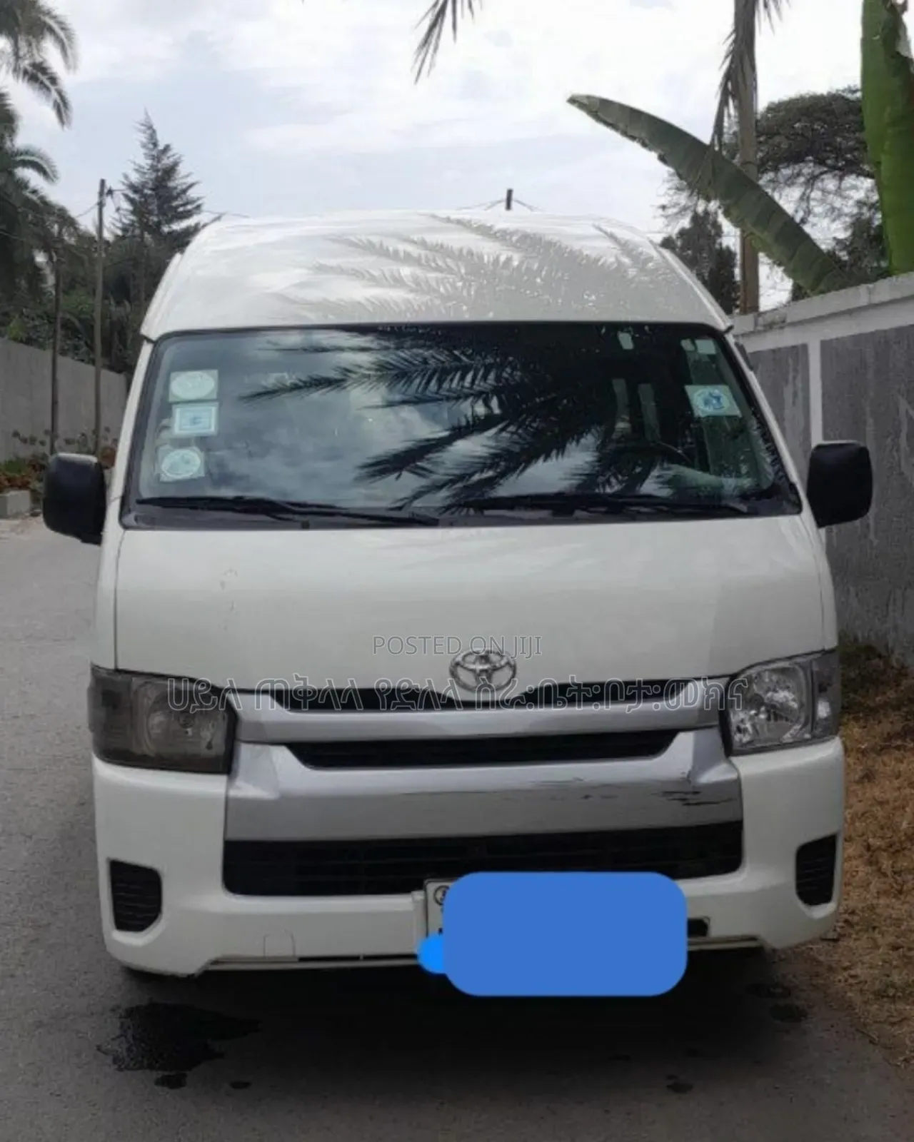 Toyota HiAce 2018 White