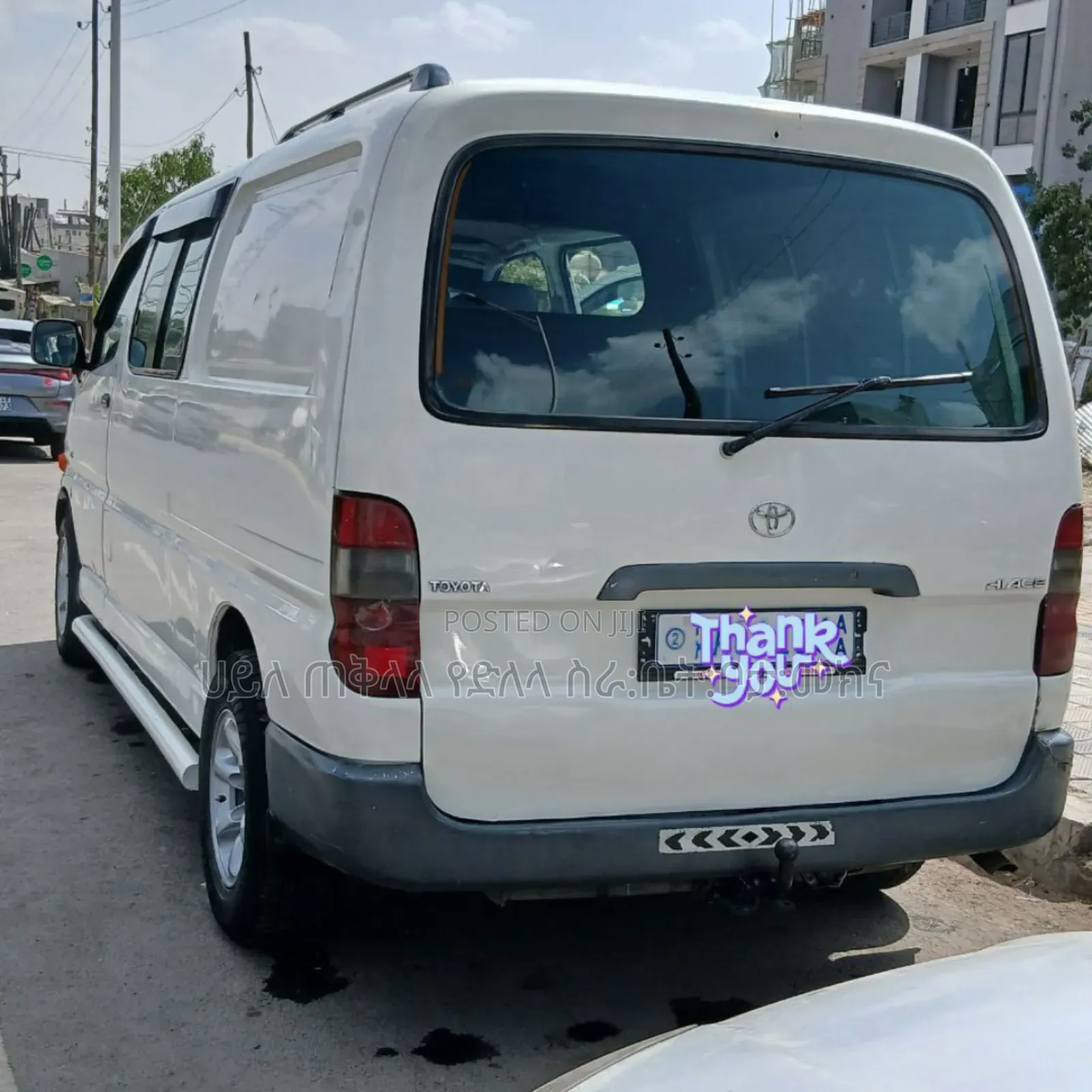 Toyota HiAce 2004 White
