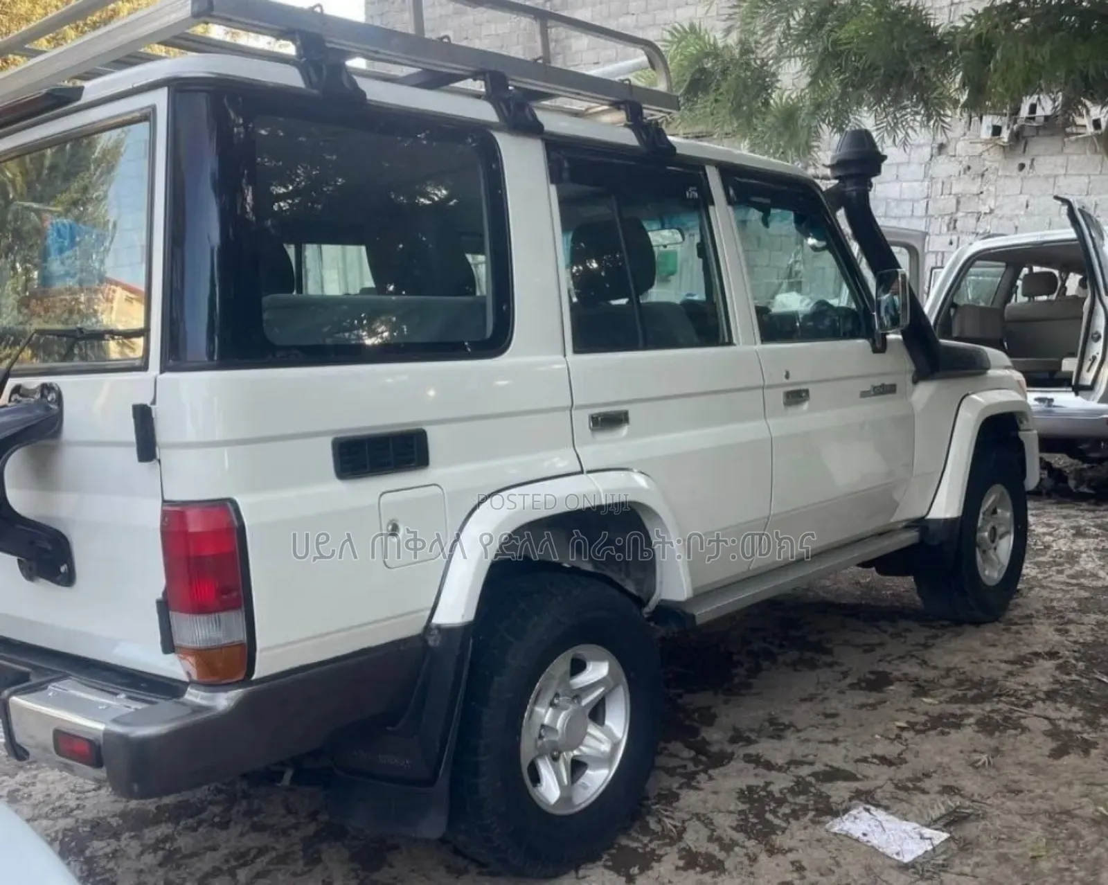 Toyota Land Cruiser 2020 White