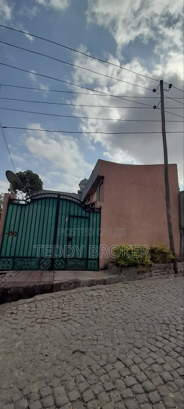 4bdrm House in Haile Garment, Nifas Silk-Lafto for sale