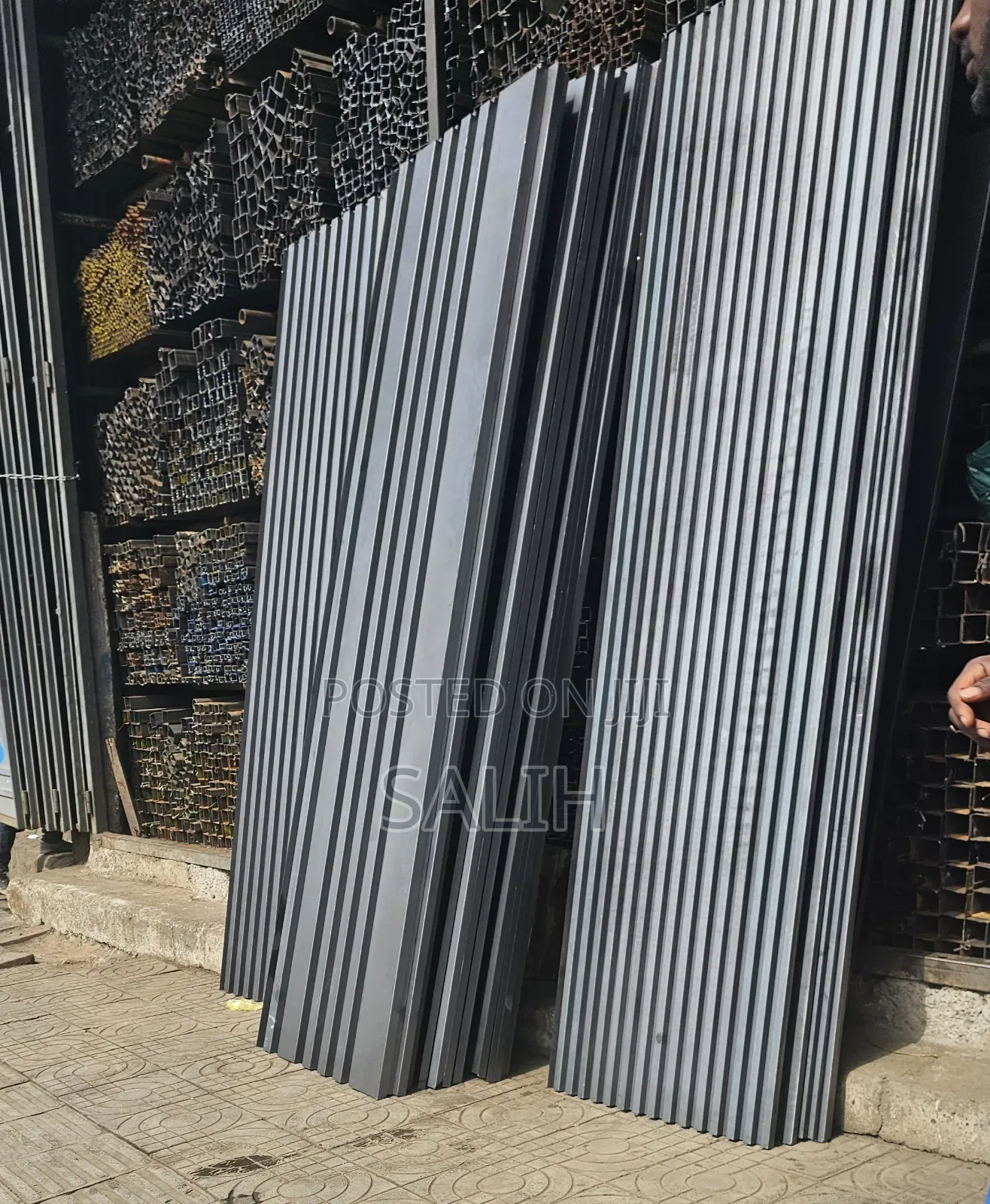 Corrugated Sheet Metal Louver Sheet Metal የታጠፈ ላሜራ