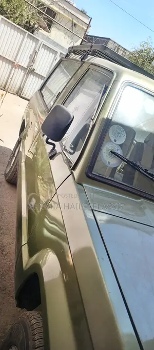 Isuzu Trooper Wagon 1984 Green